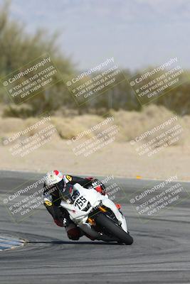 media/Dec-07-2025-CVMA (Sun) [[3e7d2de5dc]]/Race 8-Middleweight Shootout/